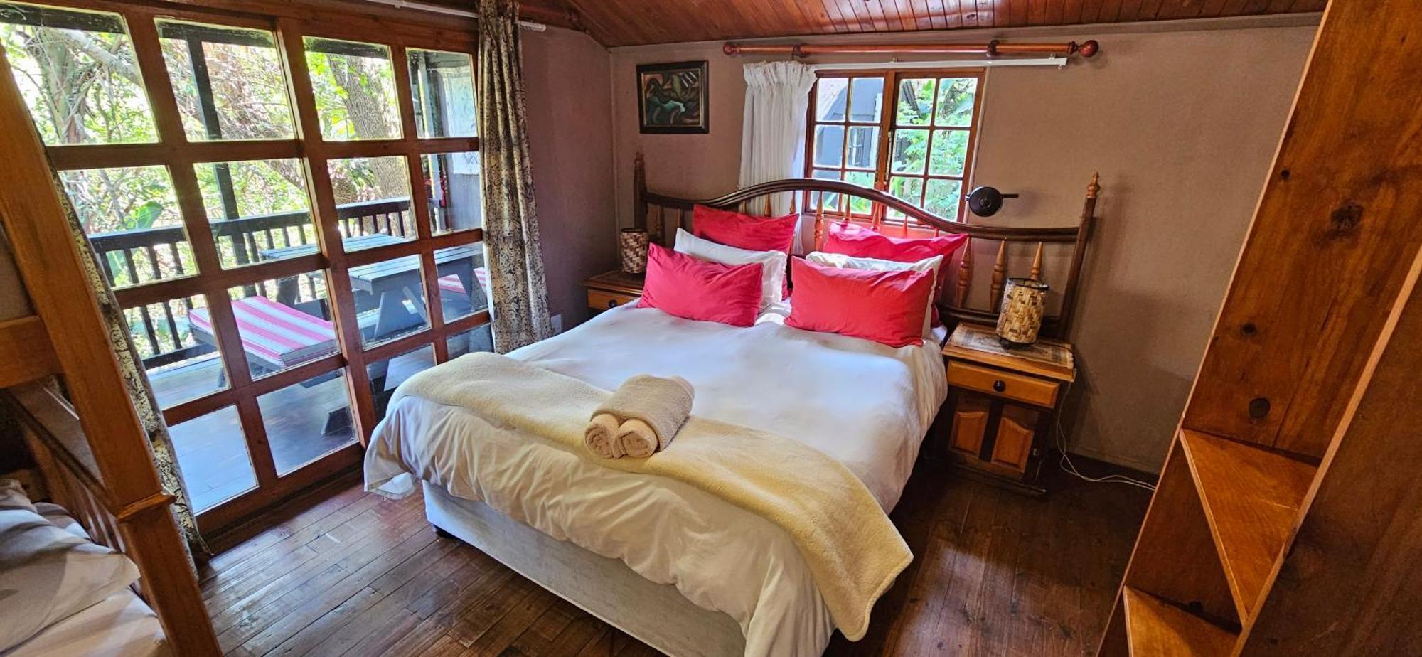 Old Vic Travellers Inn Nelspruit Mbombela Exterior foto